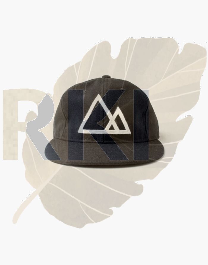 Black mountain hat